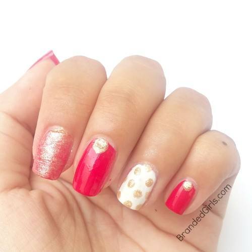 How do add a Gold Bling to your Nail Art