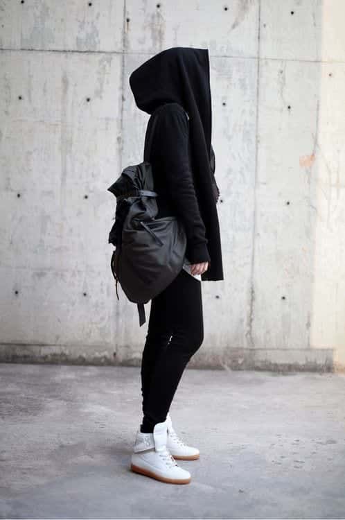 18 ways to wear sneakers with hijab outfit (11)