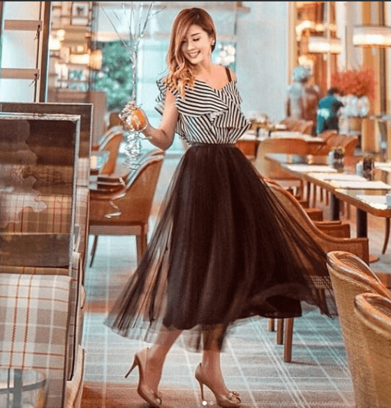 Best Ideas To Style Skirt With Shoes (11)