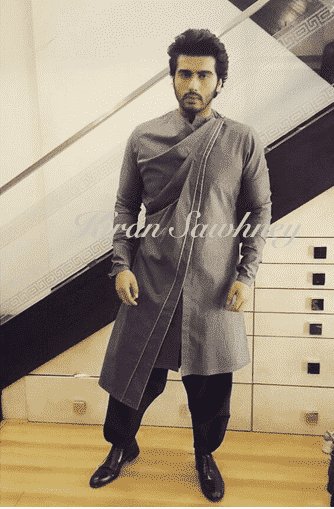 #16 - His Drapt Kurta Outfit for Tevar