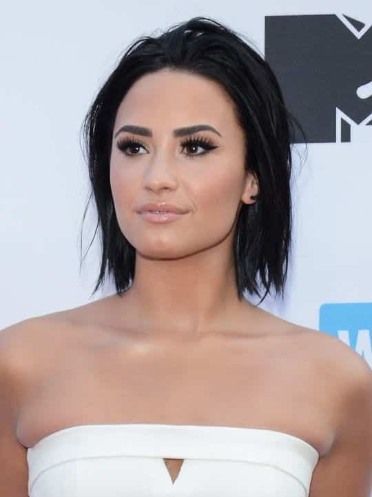 #16 - Demi Lovato's Slid Back Style