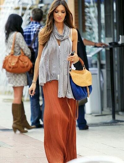 #24 - A Simplistic Long Skirt Style