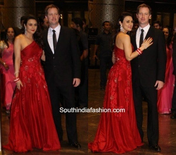 Preity-Zinta-at-her-wedding-reception-600x531