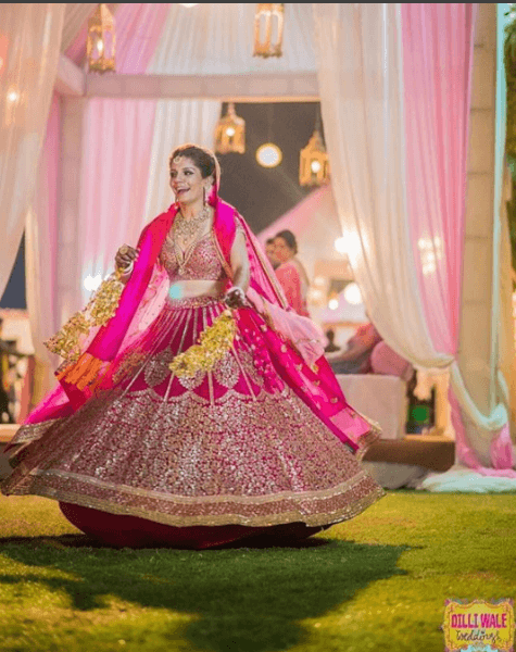 how to wear bridal lehenga dupatta (15)