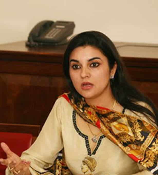 beautiful-pakistani-female-politicians-top-10-attractive-pakistani