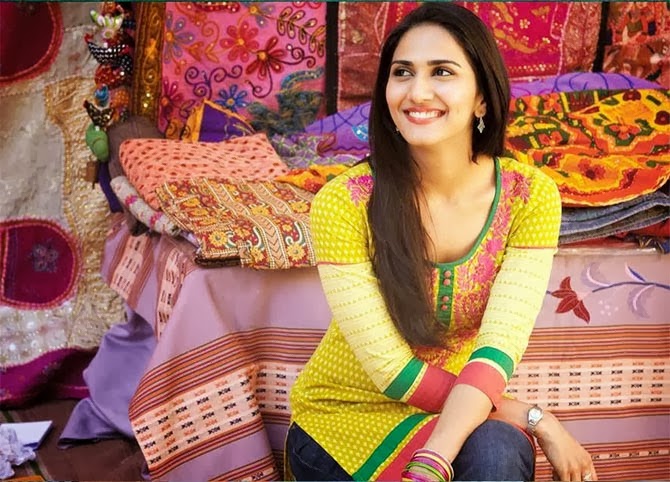 Vaani Kapoor Pics