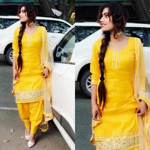 yellow wedding outfits ideas for haldi