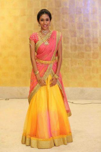 yellow wedding outfits ideas for haldi