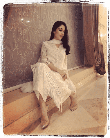 white shalwar kameez outfits