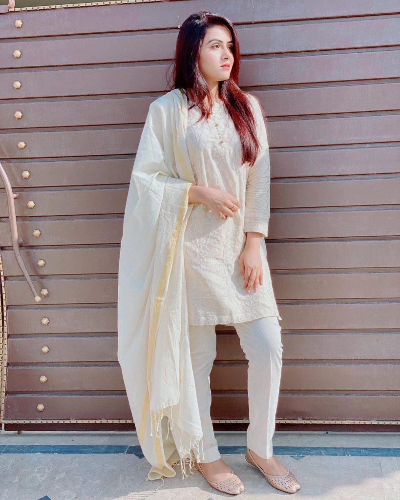 Ways to Wear All White Outfits Like Pakistani Influencers