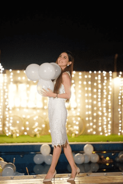 birthday outfit of maya ali