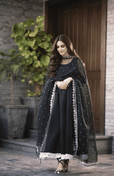 designer outfit of maya ali