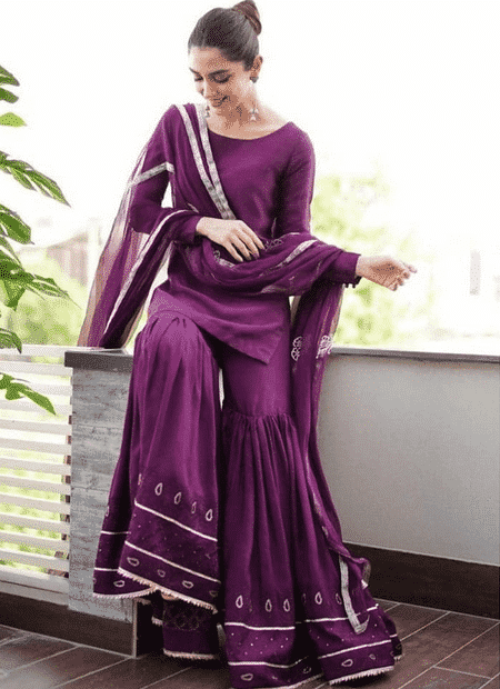 celebrity gharara outfits 4