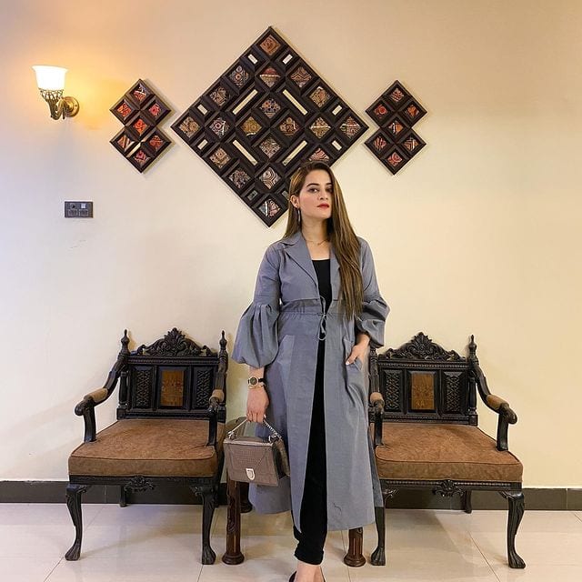 Aiman Khan Outfits