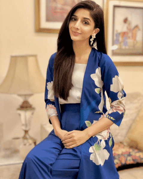 mawra hocane outfits