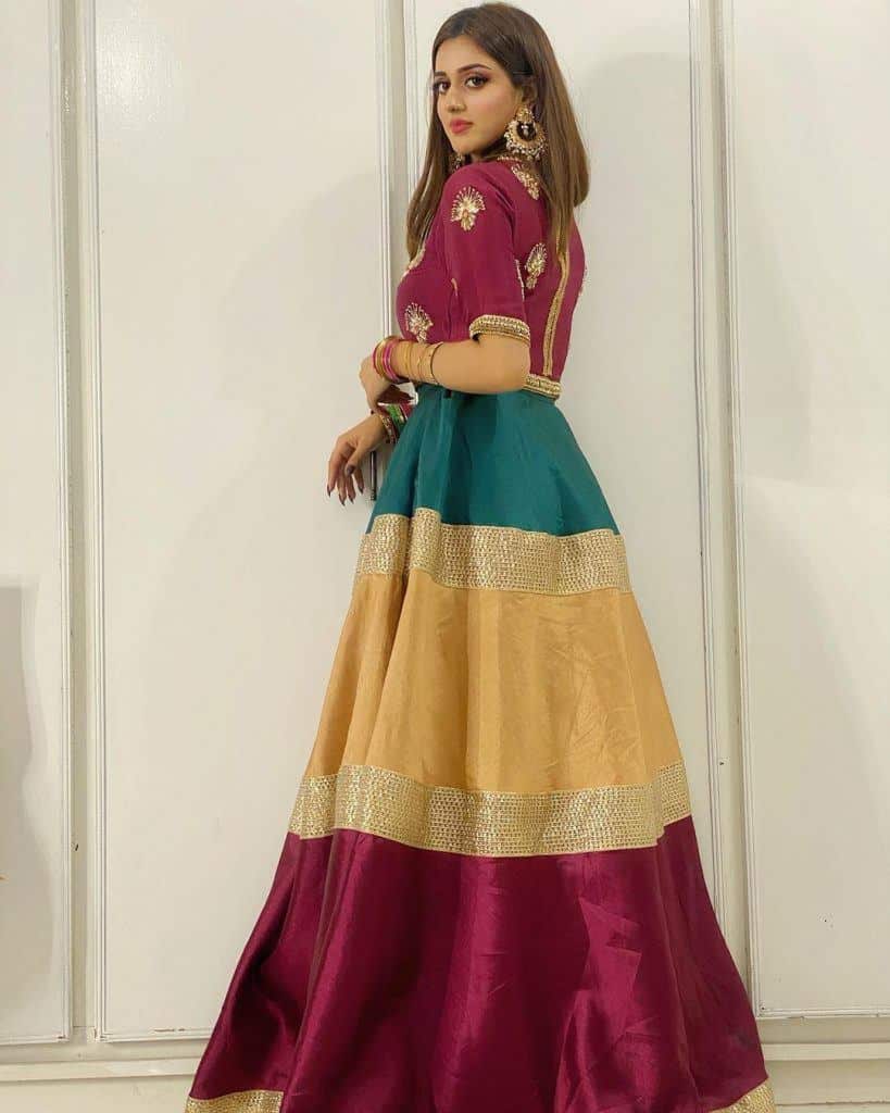 Lehenga Outfits Of Pakistani Celebrities And Influencers