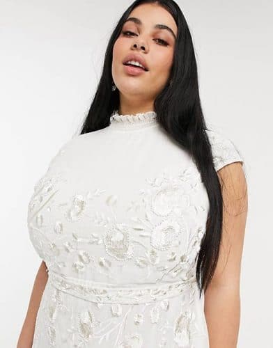 White Dresses For Plus Size Women