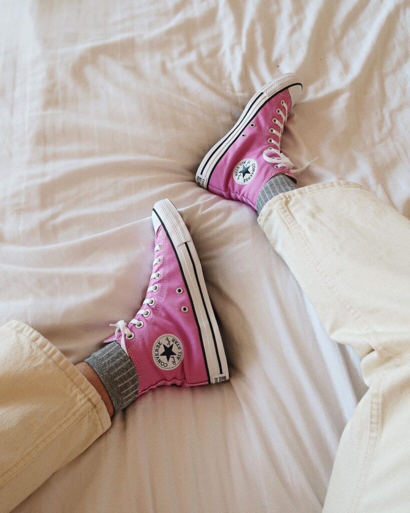 Outfit With Pink Sneakers