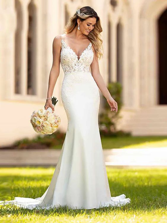 Stylish Wedding Dresses for Skinny Girls