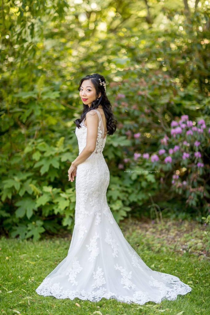 Stylish Wedding Dresses for Skinny Girls