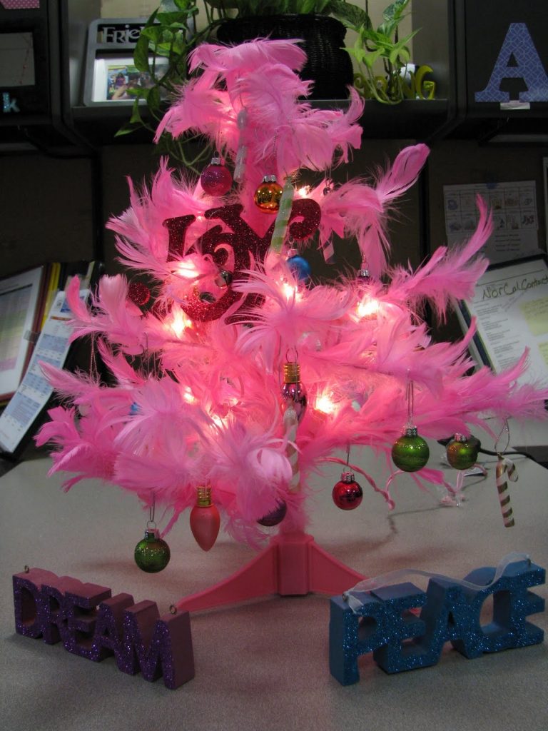 Christmas Cubicle Decoration Ideas