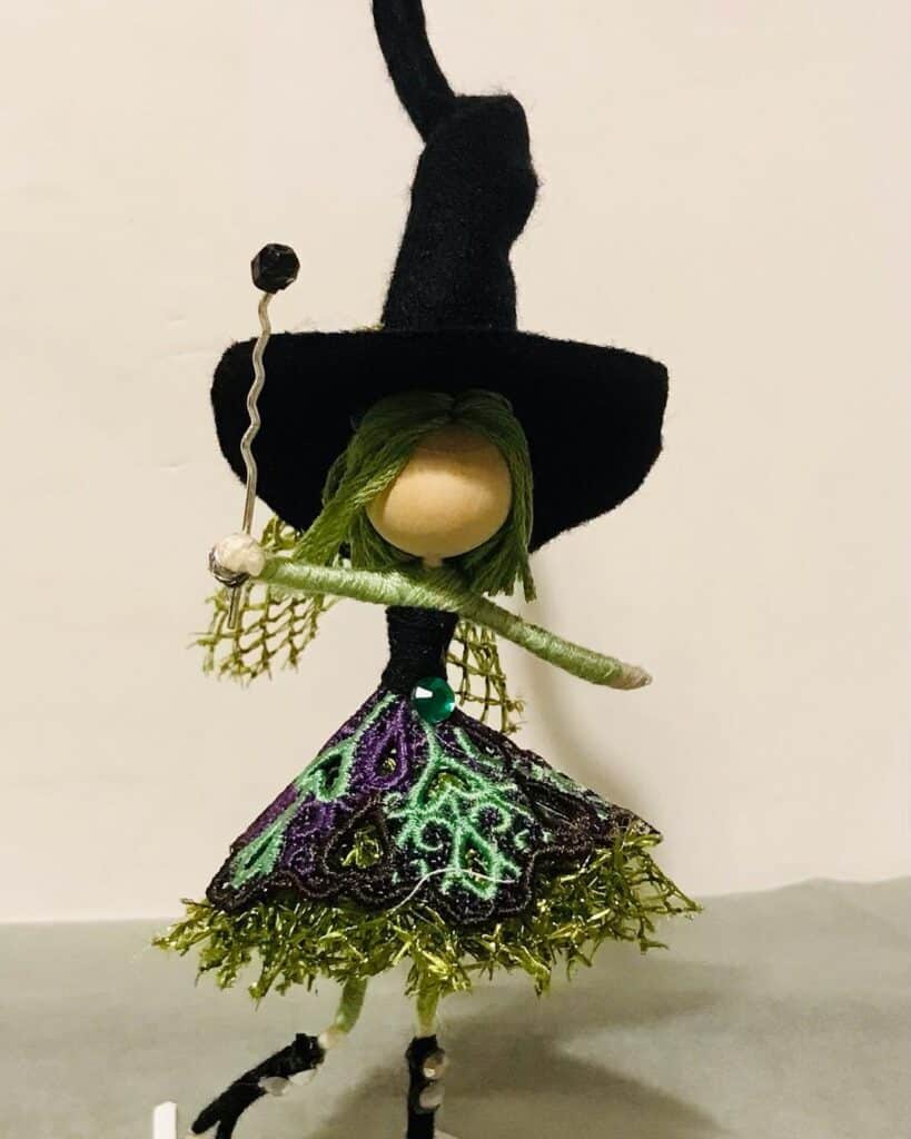 witchy Christmas decor ideas