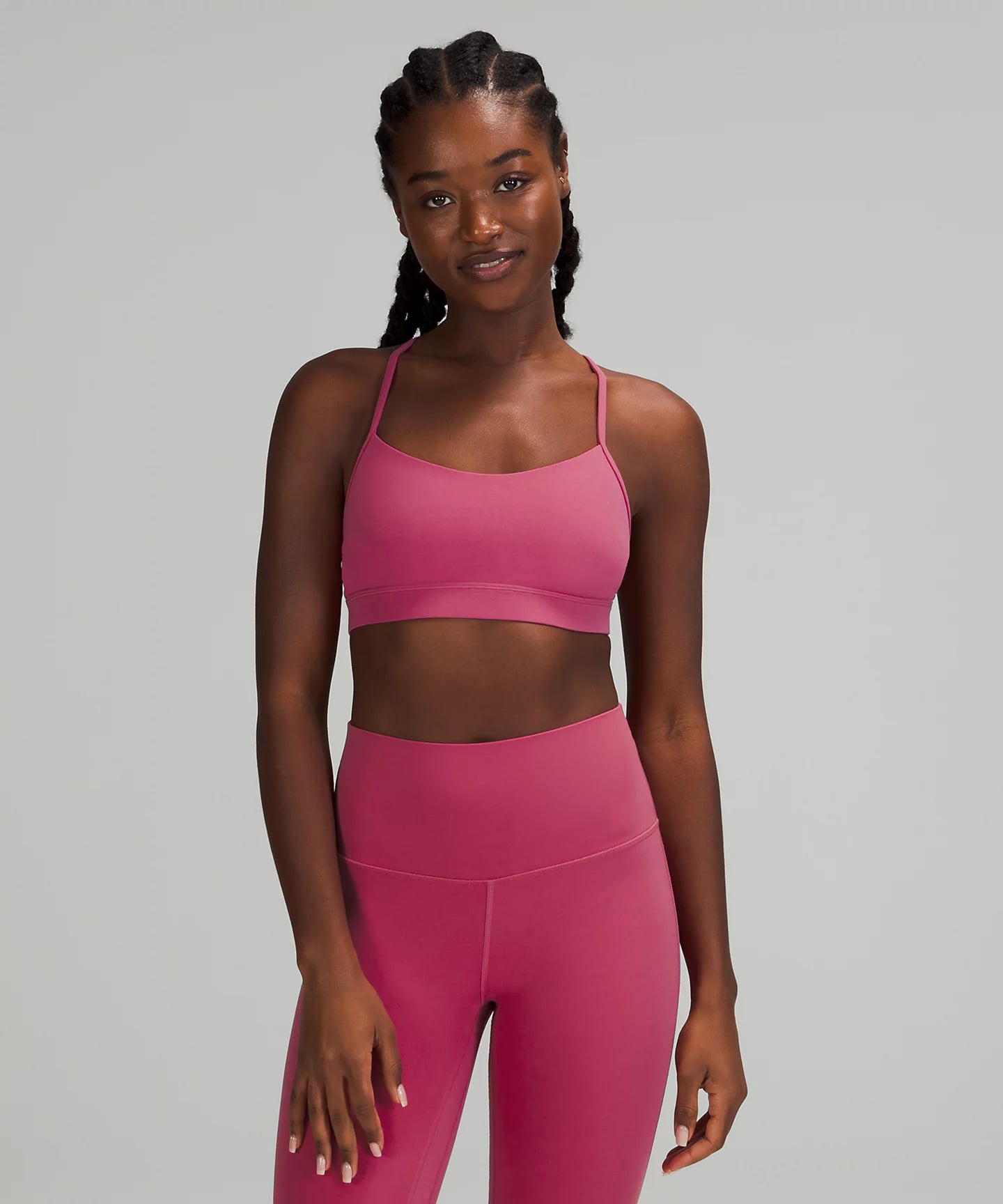 20 Best Sports Bra Brands To Make Workouts Fun & Effective