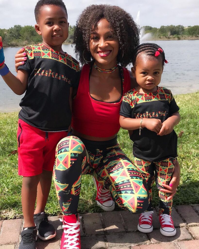 20 matching family dashiki outfits to try for family photos 