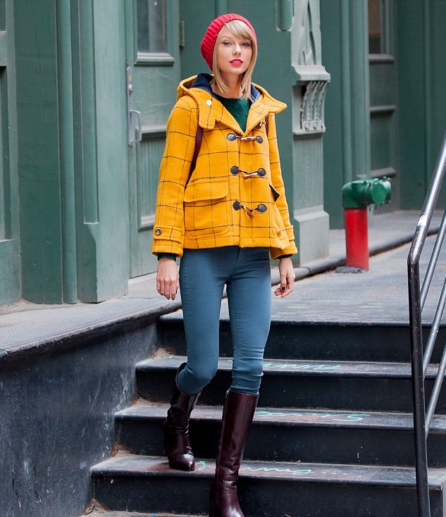 Taylor Swift Outfits to Copy