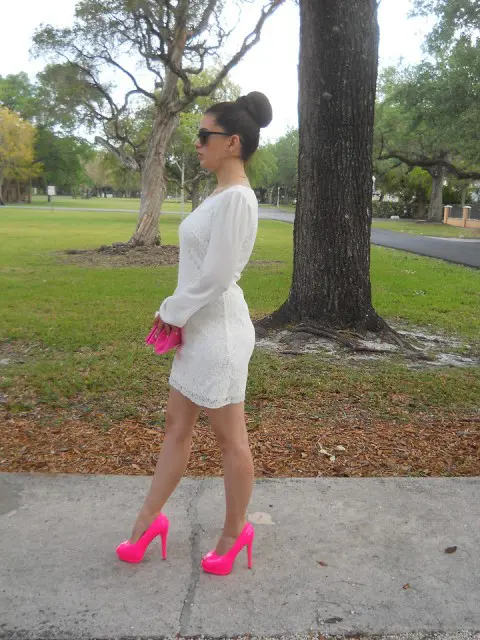 outfits with hot pink heels