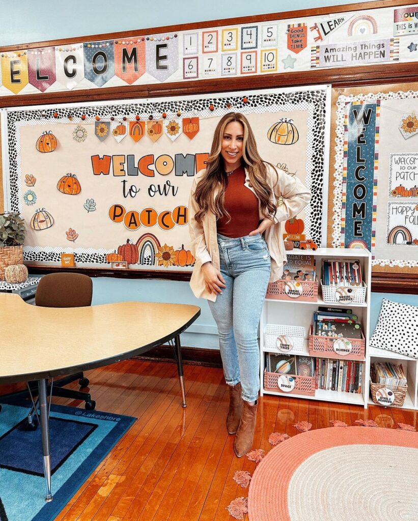 class decor ideas for fall