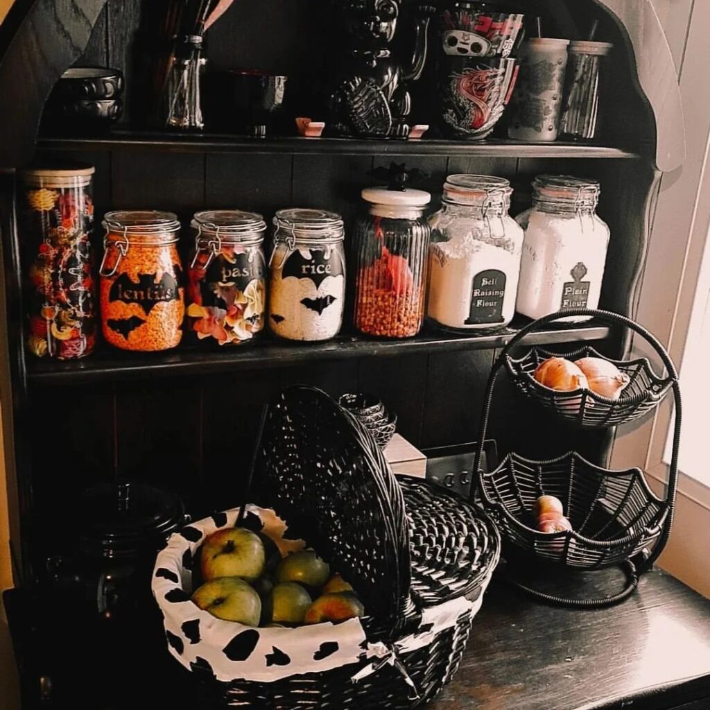 goth kitchen decor ideas